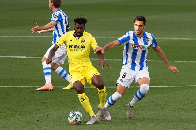 中国男篮不敌塞尔维亚 李凯尔6分4板赵睿13分