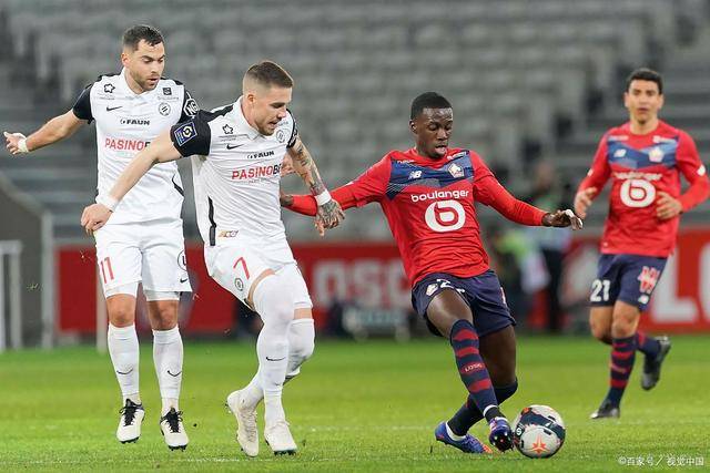 郭艾伦5分广州负同曦 孙铭徽20分广厦负北控